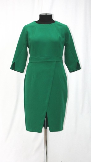 Платье - 0159 зеленого цвета