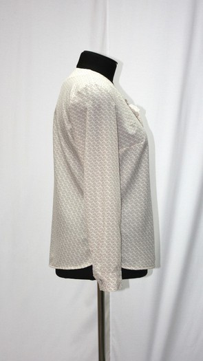 Блуза - 0016 кремового цвета